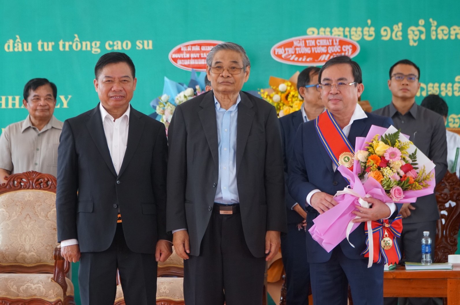 15 năm gặt hái nhiều thành công – Công ty TNHH phát triển cao su Đồng Nai – Kratie vững bước